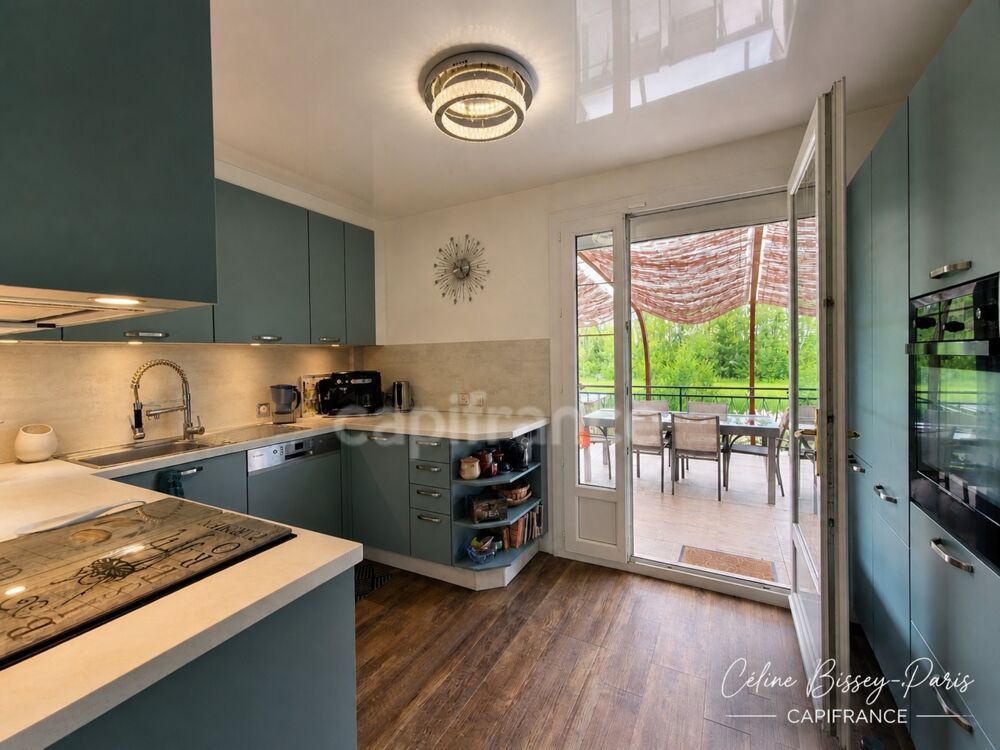 Vente Maison Maison à vendre 7 pièces 161 M2 PONT SUR YONNE (89), Terrain 1974 M2, 4 Chambres, Piscine avec abri 10 M X 5 m Pont sur yonne