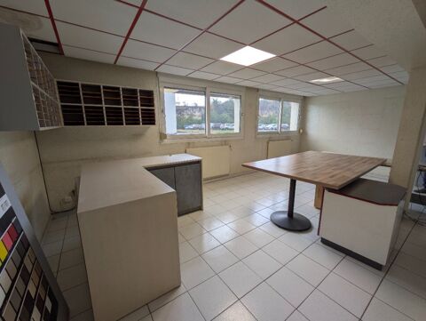   A LOUER - BATIMENT D'ACTIVITE 