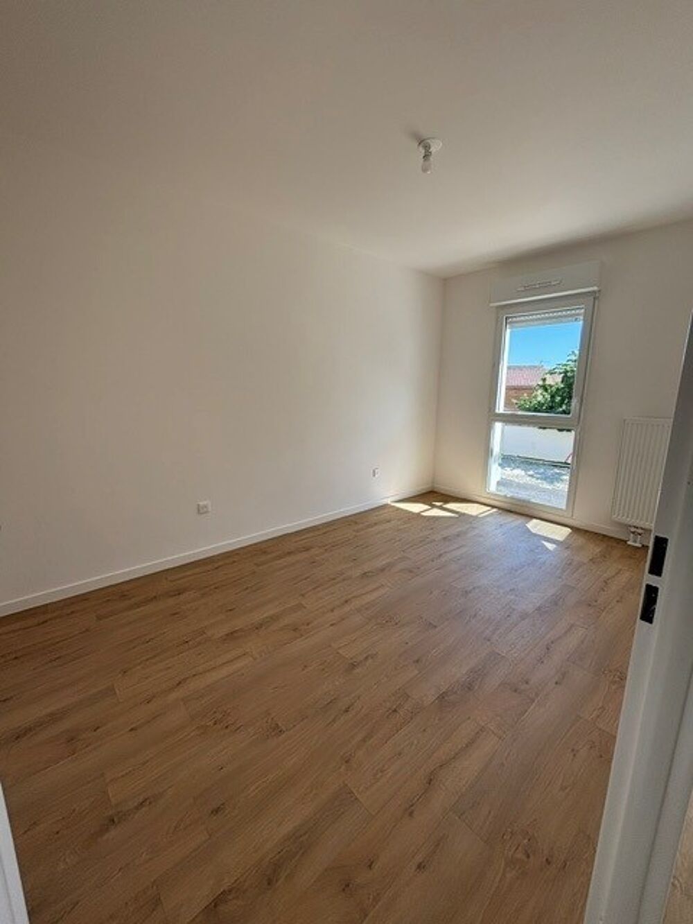 T2 neuf avec balcon et parking à Mainvilliers
