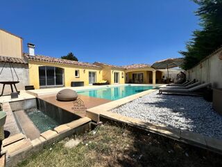  Immeuble  vendre 5 pices 593 m