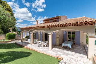  Villa à vendre 6 pièces 160 m²