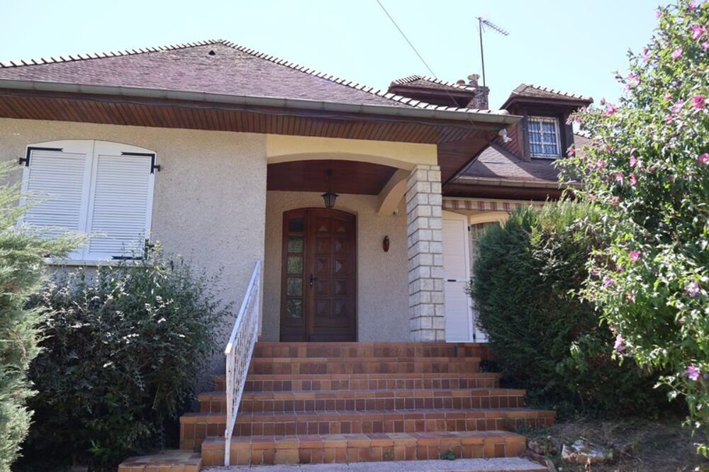 Maison 7 pièces 143 m² · à Perrigny sur L Ognon · 143 m² · 280 000 €