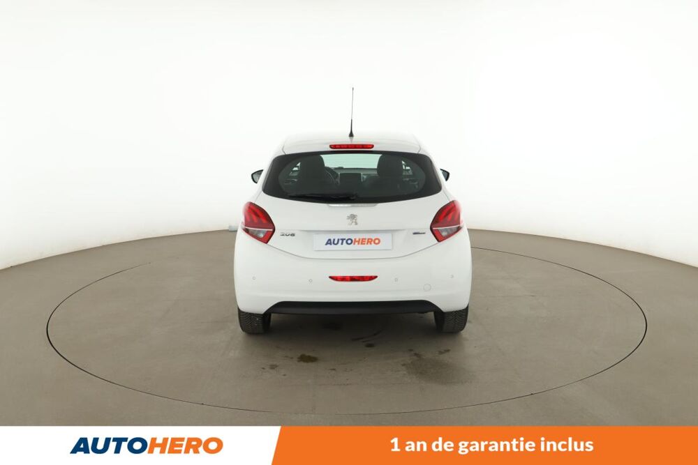 208 1.2 PureTech Allure 5P 110 ch 2017 occasion 92130 Issy-les-Moulineaux