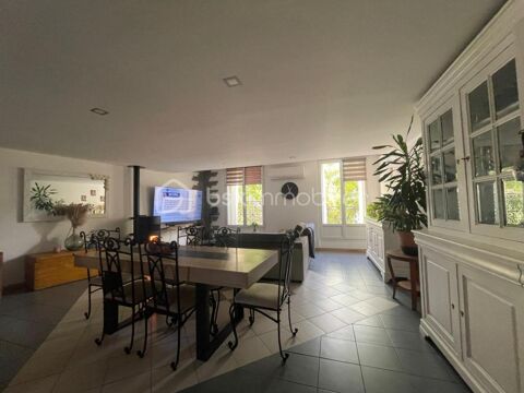   Maison spacieuse au c�ur de la ville Maison - 6 pi�ce(s) - 154 m�