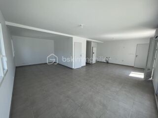  Villa à vendre 5 pièces 140 m²