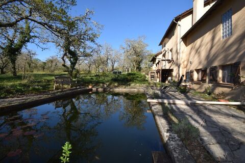   Propriete � vendre 8 pi�ces CREGOLS (46) Propri�t�/ch�teau - 8 pi�ce(s) - 250 m�