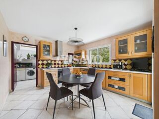  Villa � vendre 6 pi�ces 170 m�