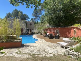  Villa  vendre 5 pices 212 m