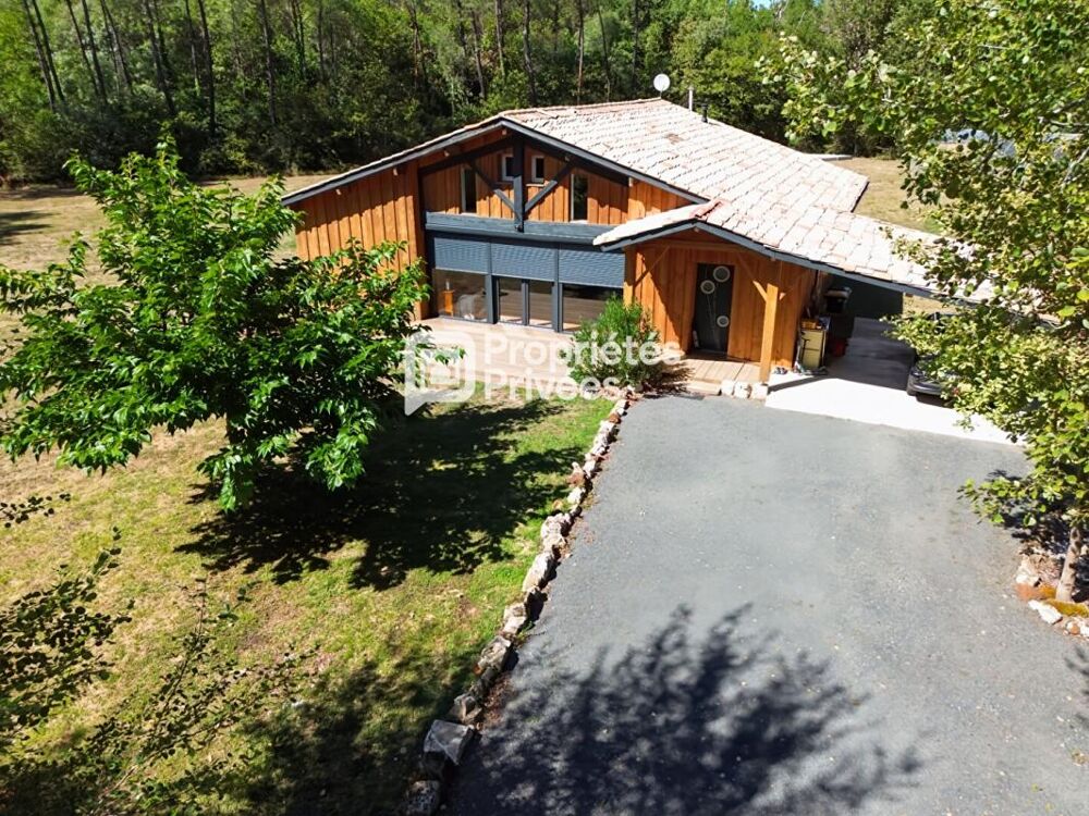 Grignols Maison de charme rénovée, terrain de plus de 5 000 m² et aucun voisin