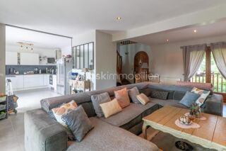  Maison � vendre 8 pi�ces 196 m�