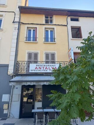  Immeuble  vendre 2 pices 