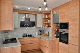  Appartement � vendre 5 pi�ces 99 m�