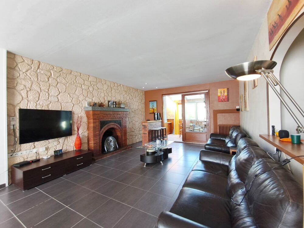 Vente Maison Maison à colombages 8 pièces 170 m² 5 chambres  jardin garage véranda LA CELLE DUNOISE (23) Creuse 3h30 Paris 30 min de la Gare La celle dunoise