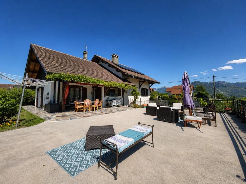 Vente Maison Maison de 8 pièces de 145 m² à Vinzier Vinzier