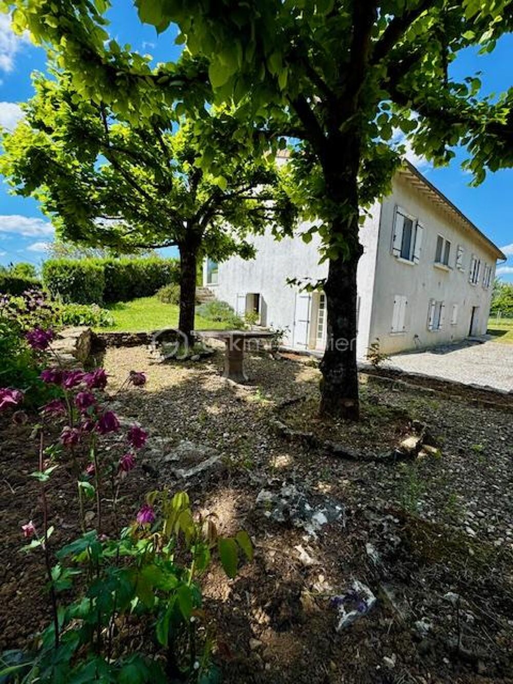 Maison 140M², 4CH, grand terrain en partie constructible  Chaunay (86510)