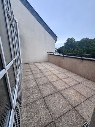  Appartement à louer 3 pièces 63 m²