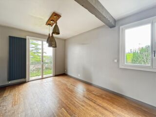  Maison à louer 6 pièces 175 m²