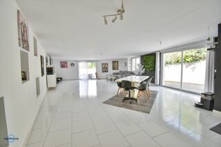  Maison à vendre 5 pièces 246 m²