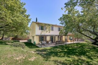  Maison � vendre 6 pi�ces 204 m�
