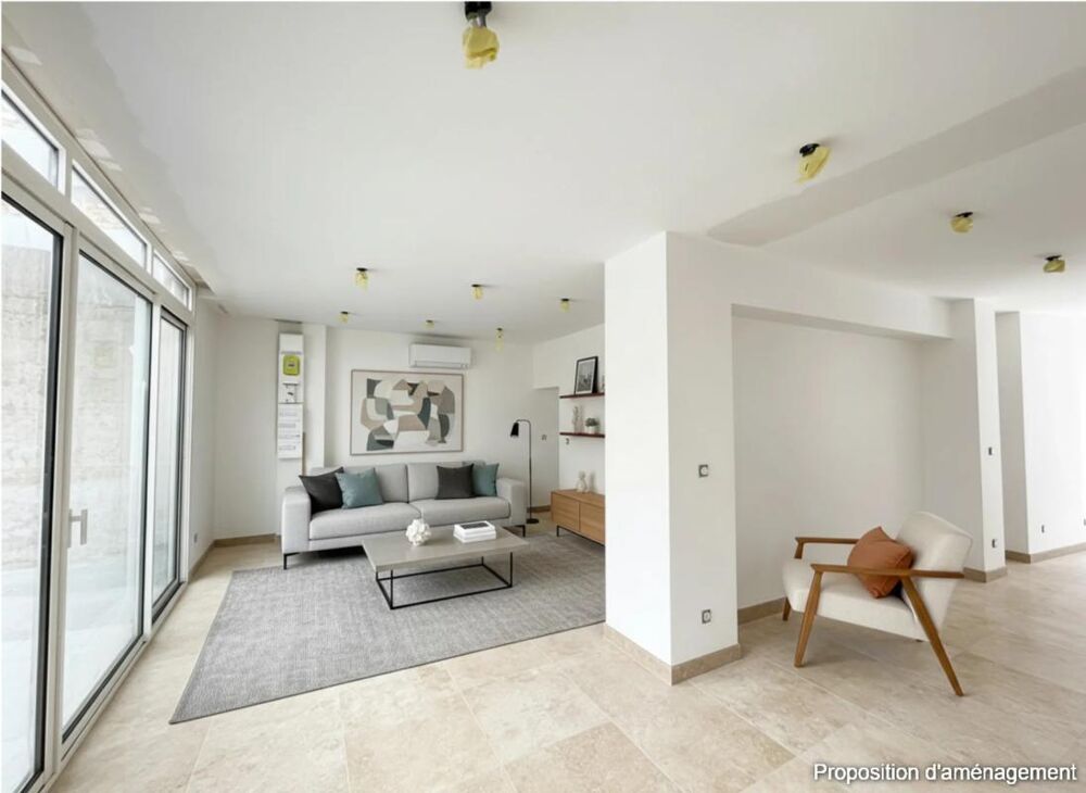 Vente Appartement Maison de ville rénovée avec patio et garage Nimes