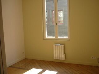  Appartement à louer 4 pièces 93 m²