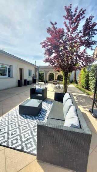  Maison à vendre 5 pièces 164 m²