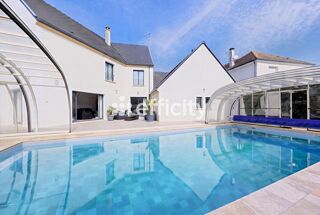  Villa � vendre 10 pi�ces 300 m�