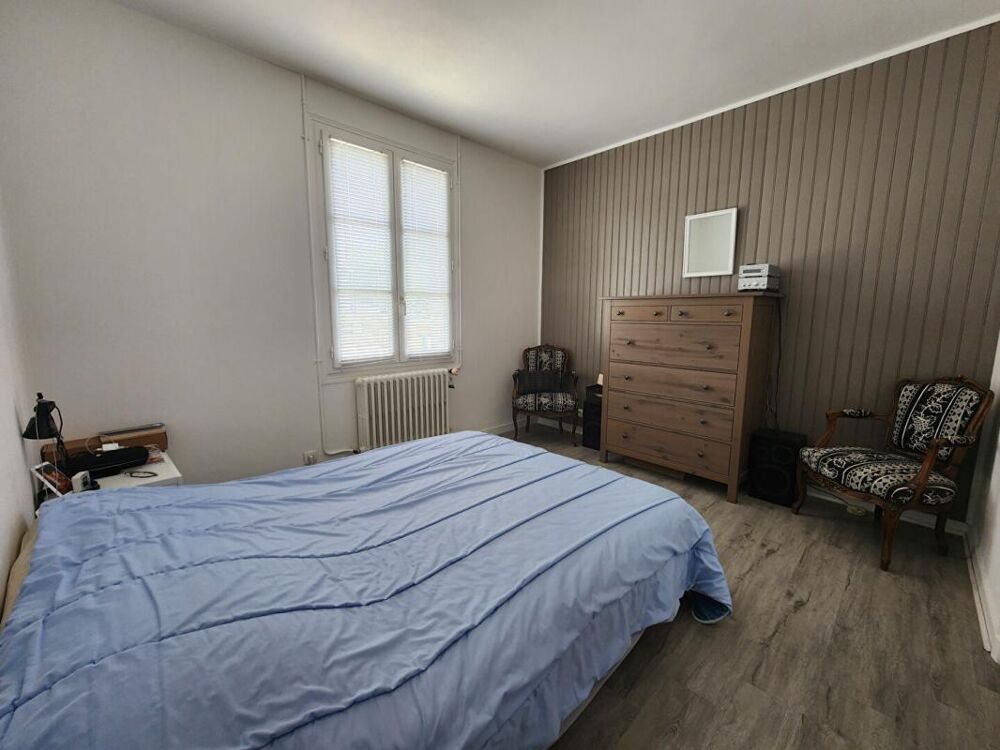 Vente Maison Maison Bridore 9 pièce(s) 225 m2 Bridore