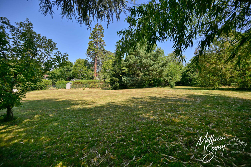 Appartement en rez de jardin de 67.91m² 3 pièces avec jardin de 71,56m² - SAINT GENIS LAVAL (69)