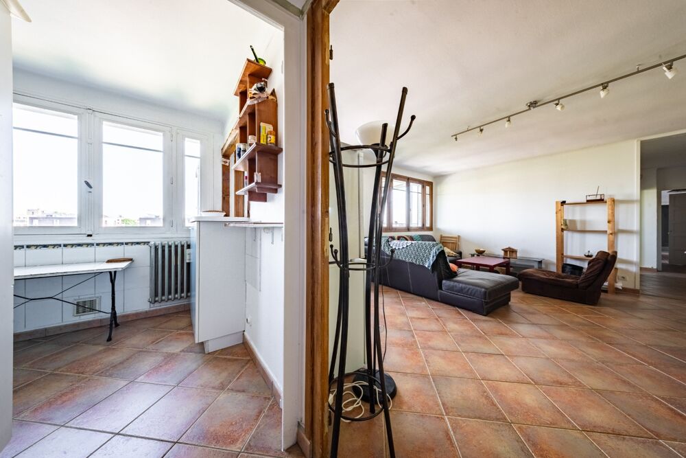 Vente Appartement Appartement à vendre 5 pièces DIJON (21) de 95 m² avec grand balcon, cave et garage Dijon