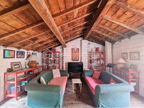   MAISON DE VILLAGE AVEC TERRASSE, 4 CHAMBRES ET DEPENDANCE Maison - 6 pice(s) - 100 m