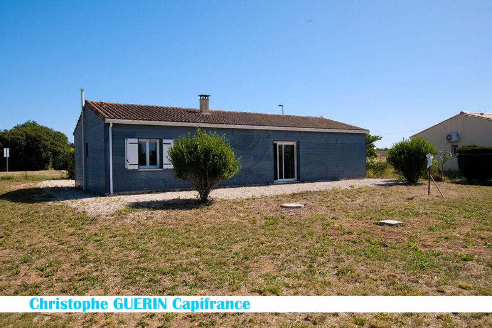 À VENDRE  Magnifique pavillon de plain-pied avec grand terrain de 1 500 m² à Mansle