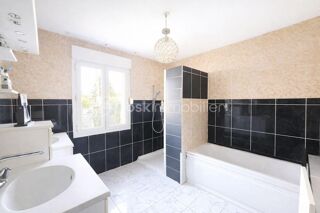  Maison � vendre 8 pi�ces 150 m�