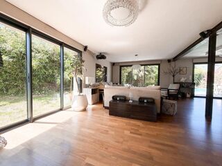  Maison à vendre 7 pièces 182 m²