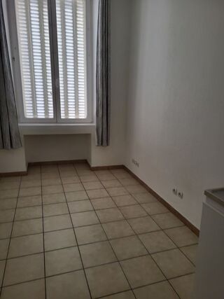  Appartement à louer 1 pièce 12 m²