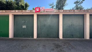  Parking / Garage à vendre 
