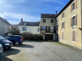 Immeuble à vendre 15 + pièces 460 m²