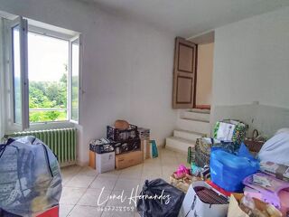  Immeuble � vendre 9 pi�ces 195 m�