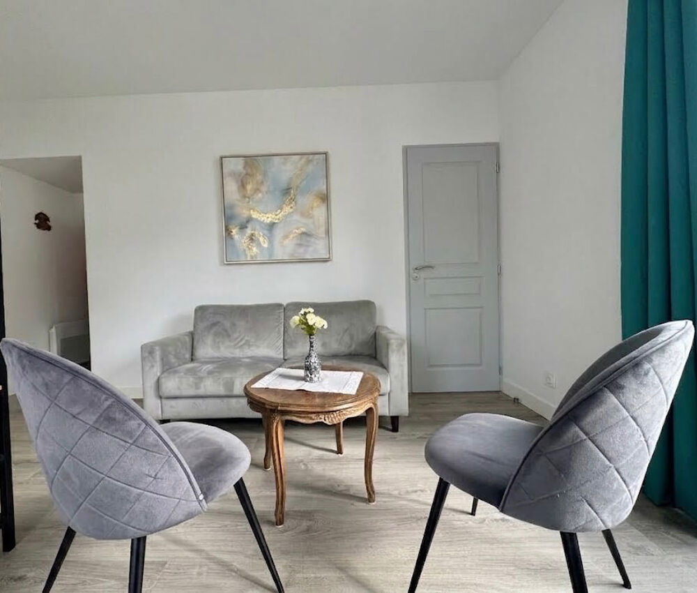 Vente Appartement HONFLEUR CENTRE  APPARTEMENT 29m2 AVEC ESPACE NUIT, BALCON ET IMMEUBLE RÉNOVÉ Honfleur