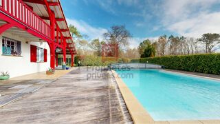 Vente Maison Belle Landaise de 201m², parc arboré, piscine Biscarrosse