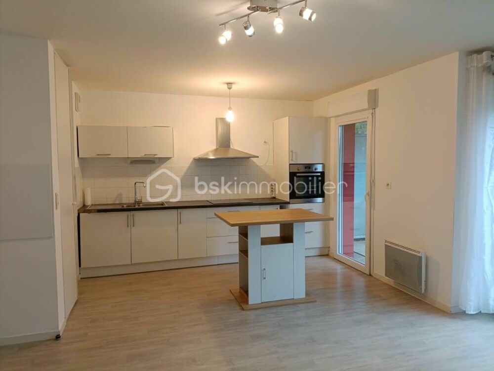 Vente Appartement APPARTEMENT T2 - 48 M² - RDC - TERRASSE - GARAGE - PARKING Betton