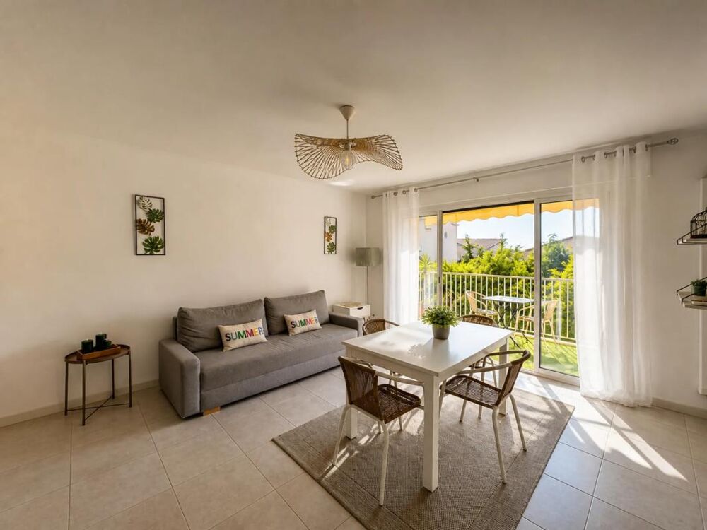 Vente Appartement BANDOL Appartement T3 de 60 m² à 5 min à pied de la plage Bandol