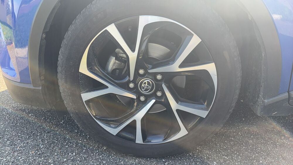 C-HR 1.8 VVT-i 122 Hybride 2WD CVT Design - Automatique 2019 occasion 27930 Dardez
