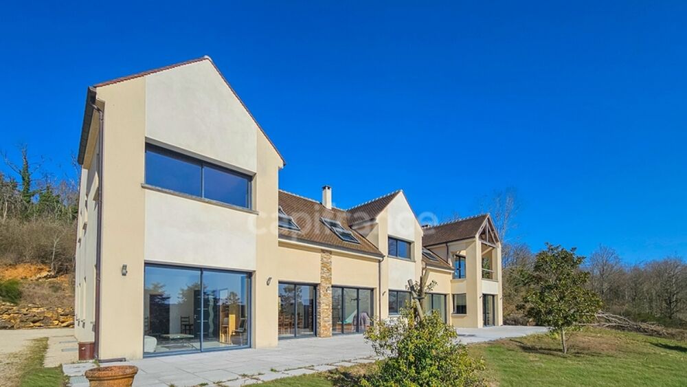 A vendre, propriété LE VAL SAINT GERMAIN (91), 21 pièces, piscine, hammam, ascenseur, garage 11 véhicules... Terrain de 9231m²