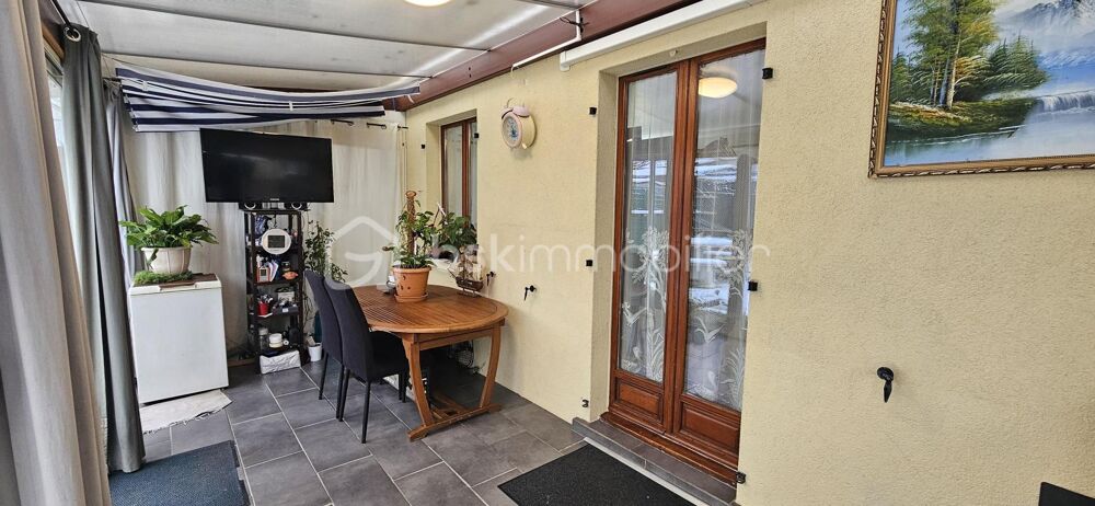 Maison de 2000 dans quartier calme et familliale
