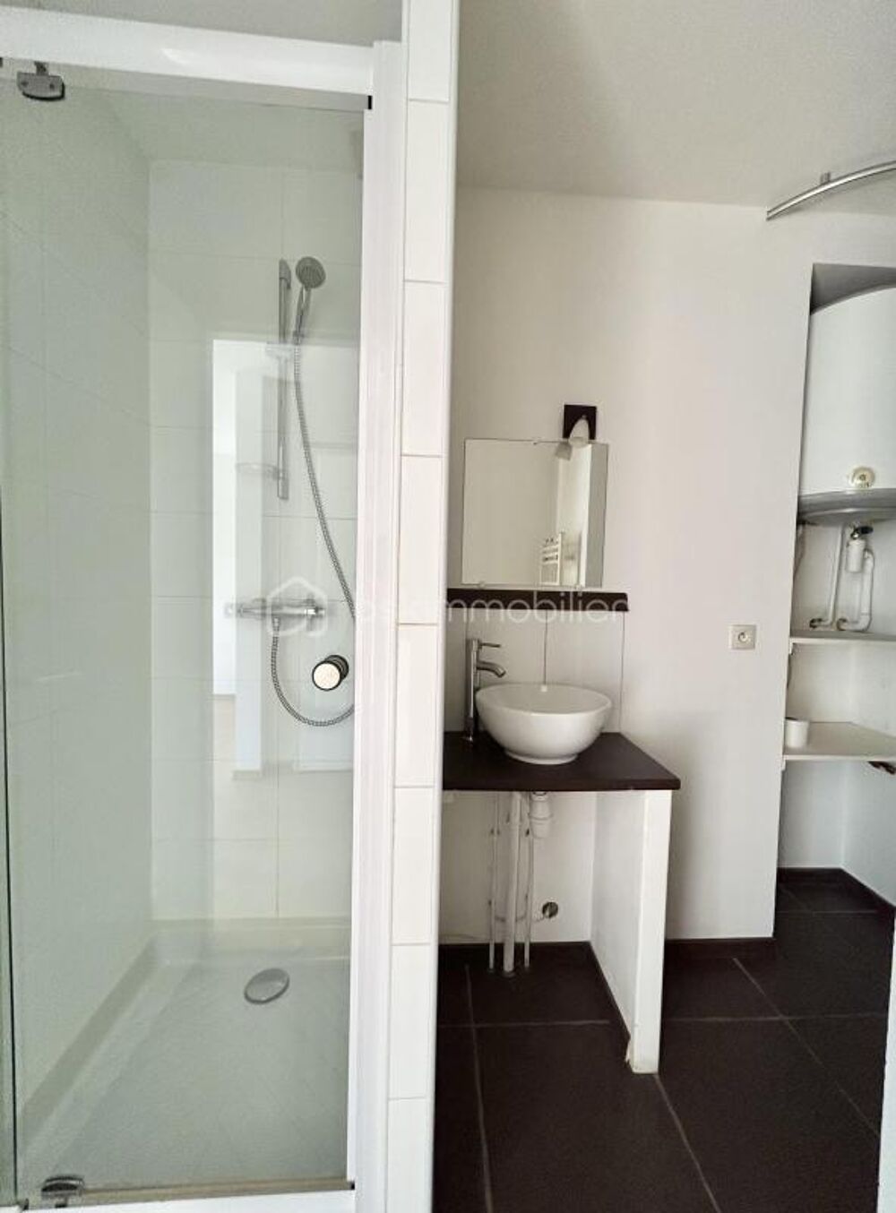 Vente Appartement Uriage les Bains - Grand studio - Vendu libre de toute occupation - 1er étage/2 Vaulnaveys le haut