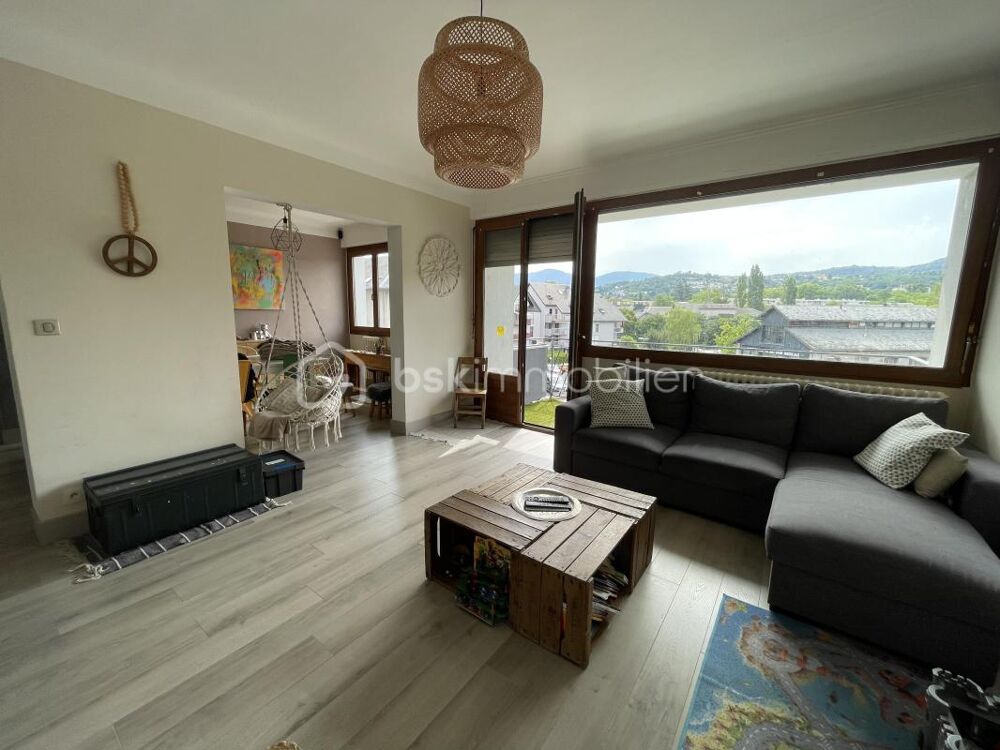Appartement familial 104 m²  3 chambres  2 balcons