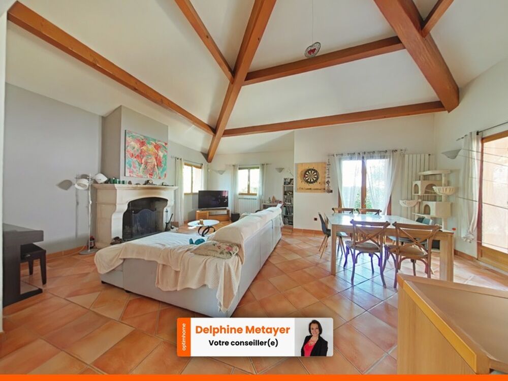 Vente Maison Magnifique villa provençale de 131 m² à Brignoles ,volumes exceptionnels, cadre verdoyant et calme absolu Brignoles