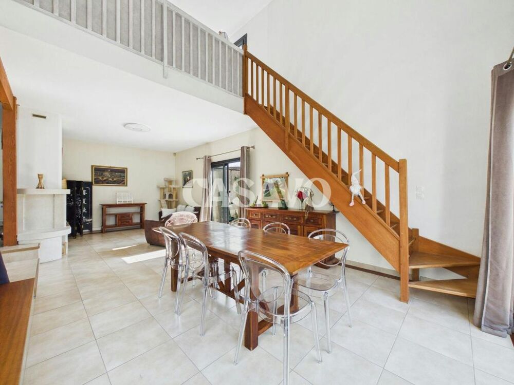 Vente Maison 7 pièces de 235m² - 95390 Saint-Prix