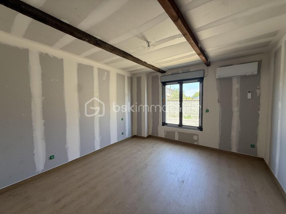 Mondonville, maison T5 d'environ 125m2 sur deux niveau entièrement refaite à neuf mitoyenne par l'arrière